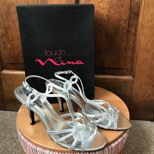 Touch of Nina Gint-YG Silver Baby Glitter Strappy Heels Size 9.5M